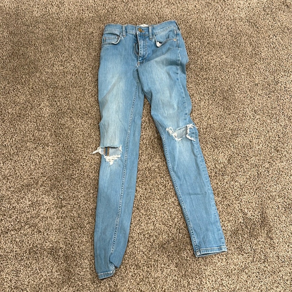 French connection uk distressed jeans, size 2 us